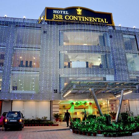 Hotel Jsr Continental Dehradun Buitenkant foto