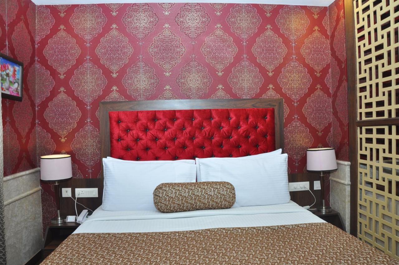 Hotel Jsr Continental Dehradun Buitenkant foto